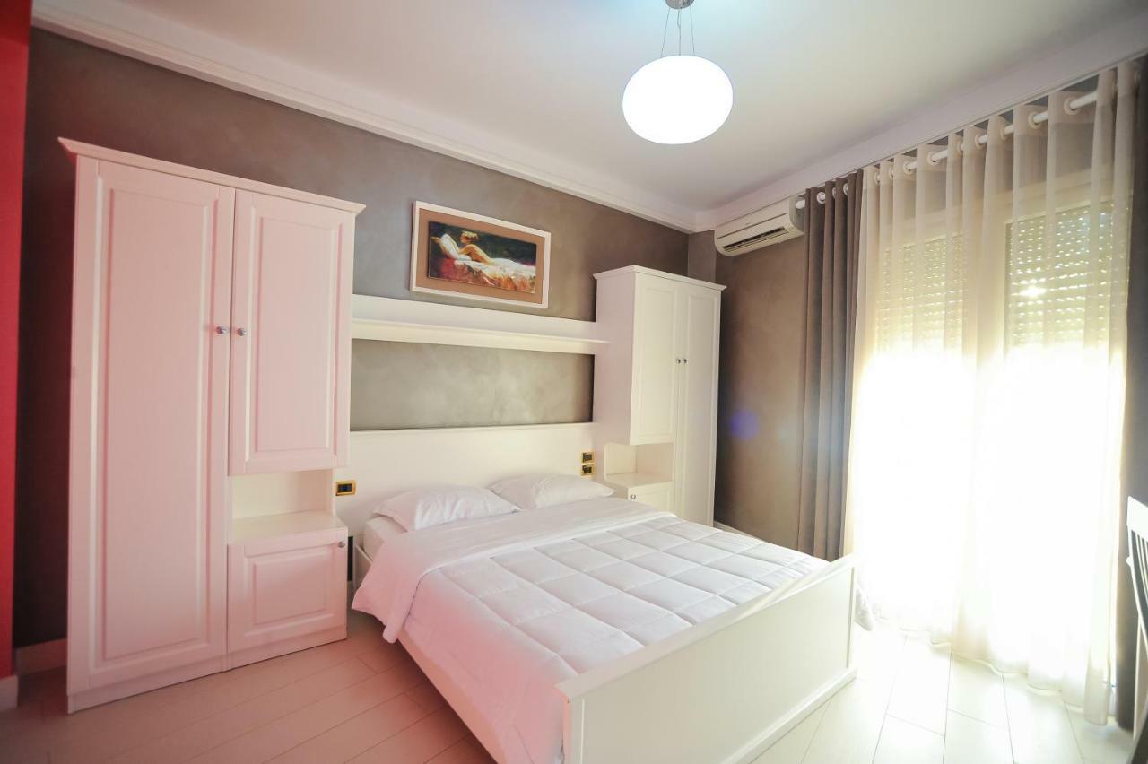 Iliria Internacional Hotel Dıraç Dış mekan fotoğraf